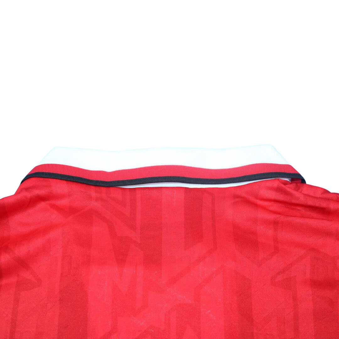 Camisa Manchester United Manga Longa 92/94 - Versão Retrô "Beckham" Nº 28