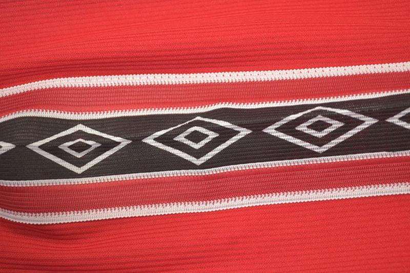 Camisa Manchester United Manga Longa 98/99 - Versão Retrô "Beckham" Nº 7