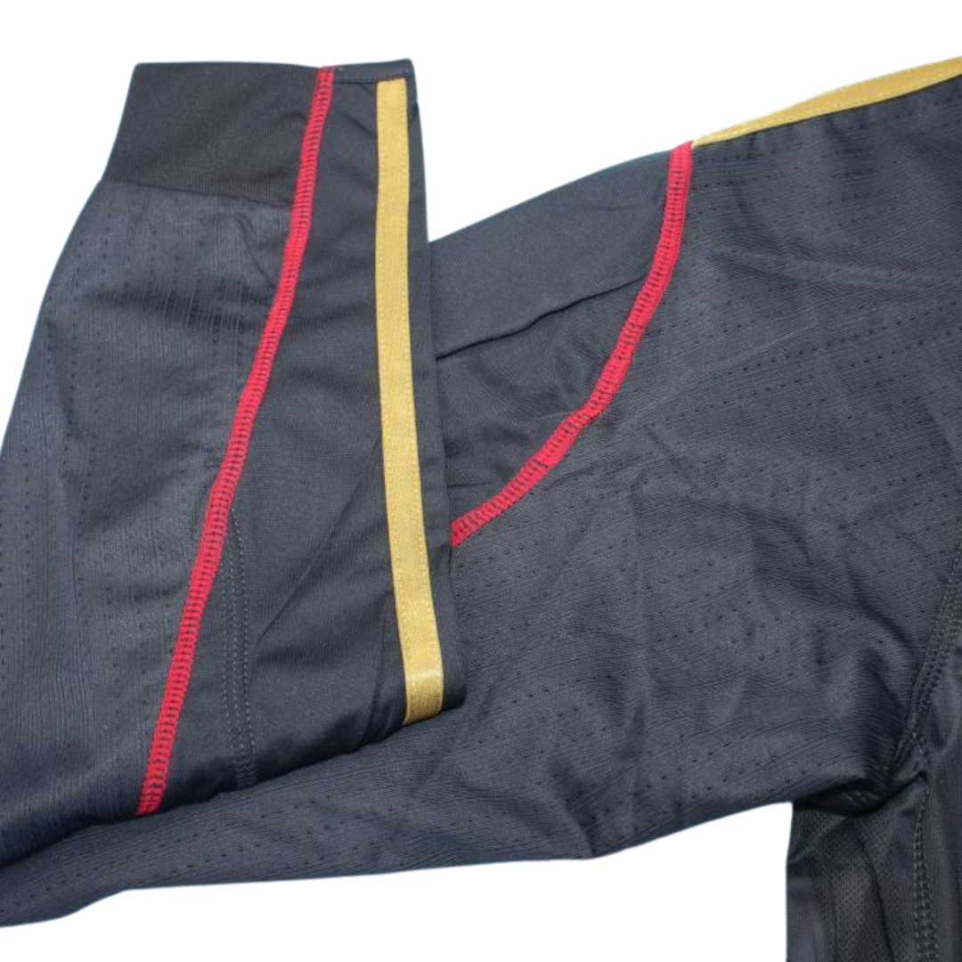 Camisa Liverpool Manga Longa 09/10 - Versão Retrô "Gerrard" Nº 8