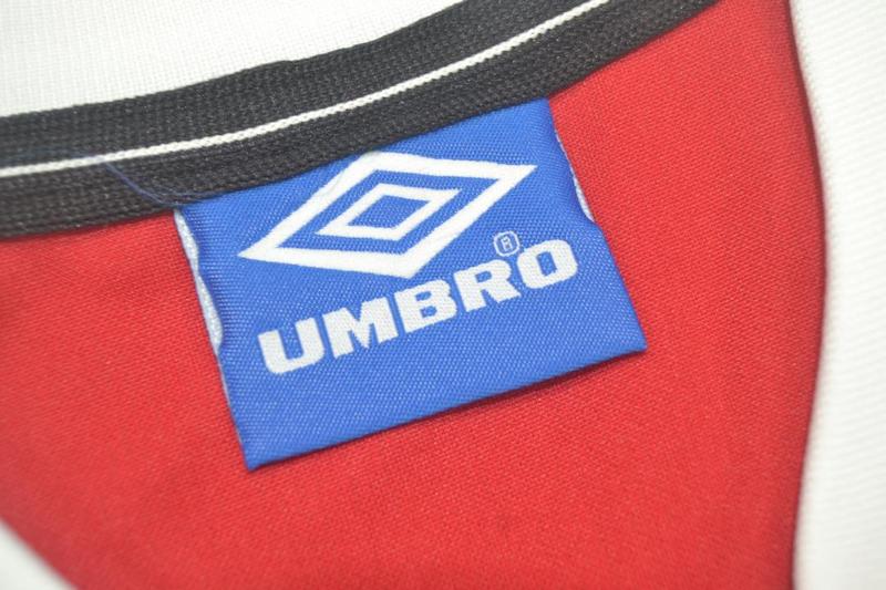 Camisa Manchester United Manga Longa 98/99 - Versão Retrô "Beckham" Nº 7