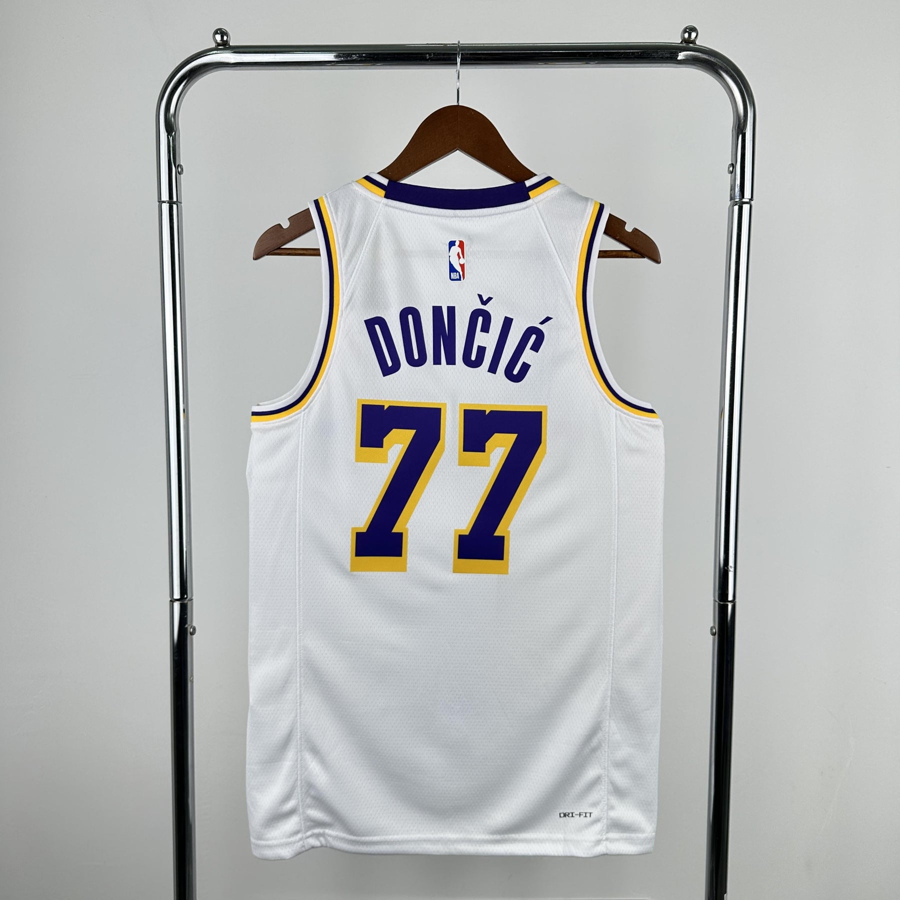 Camisa NBA Los Angeles Lakers Association Edition Luka Dončić
