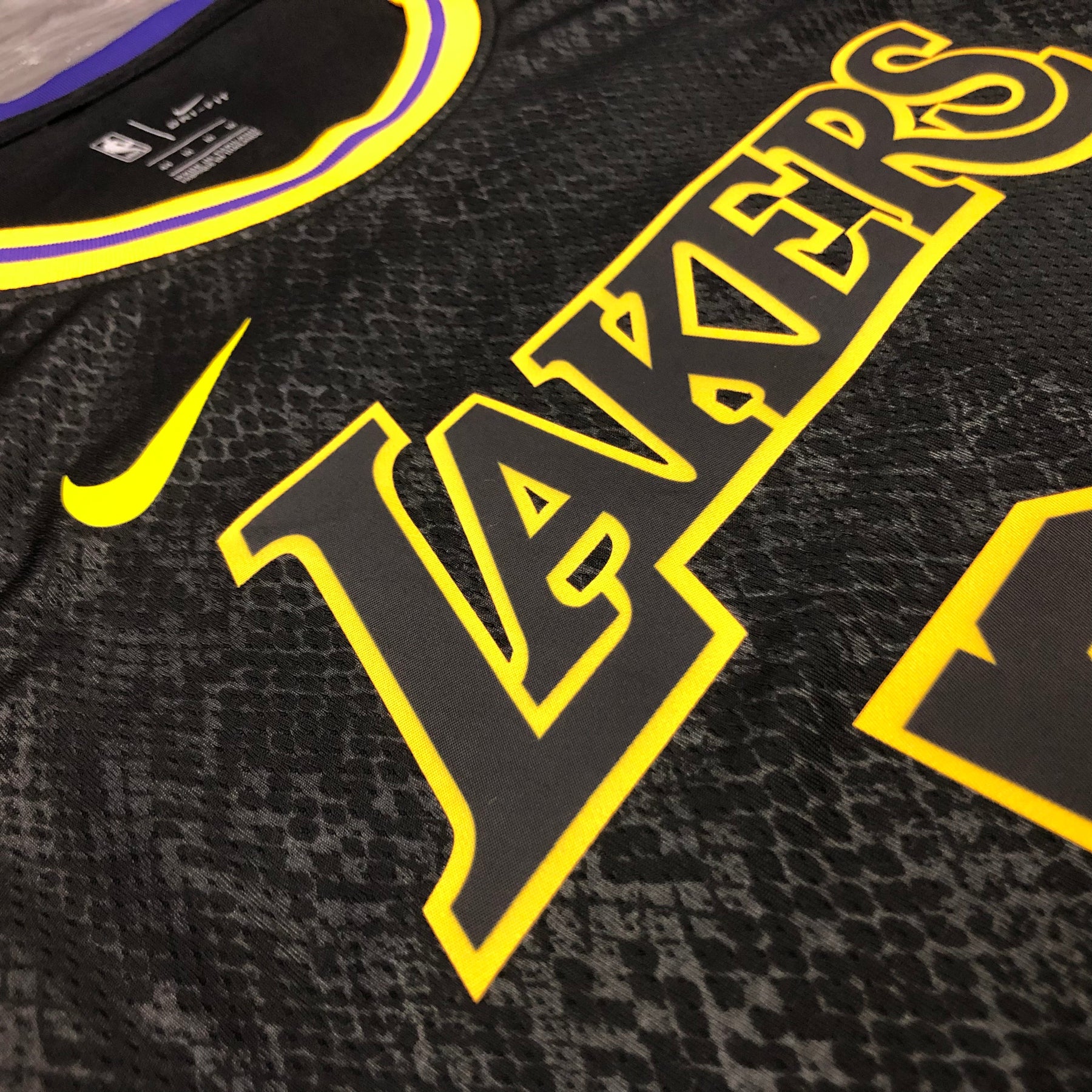 Camisa NBA Los Angeles Lakers City Edition Mamba