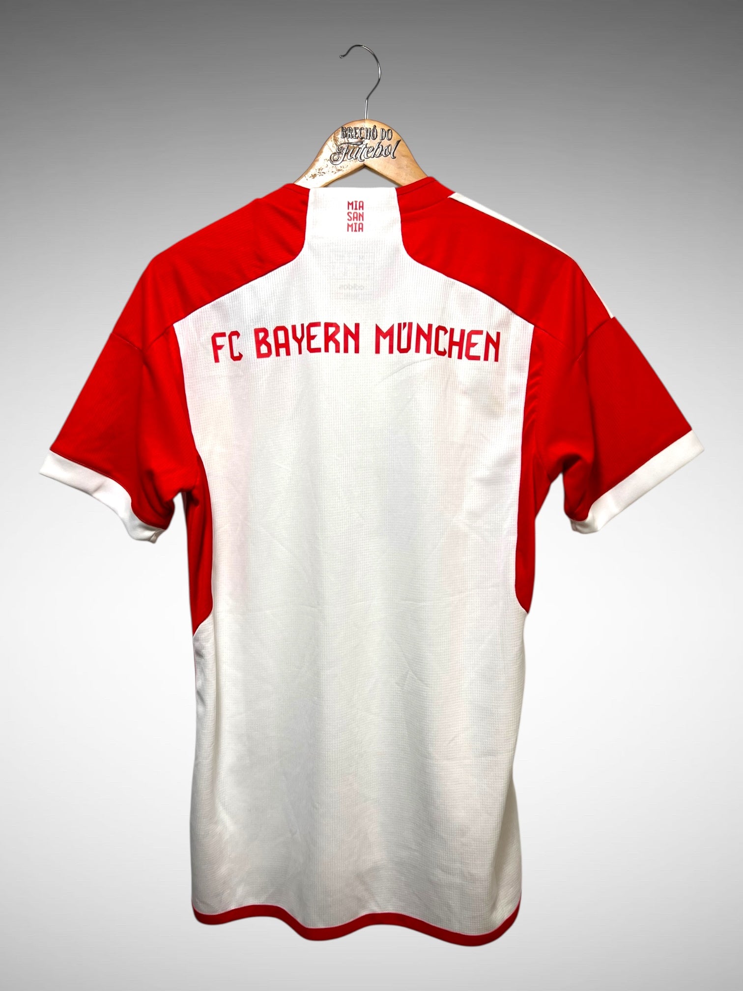 Bayern de Munique 2023 Primeira Camisa Tam M.
