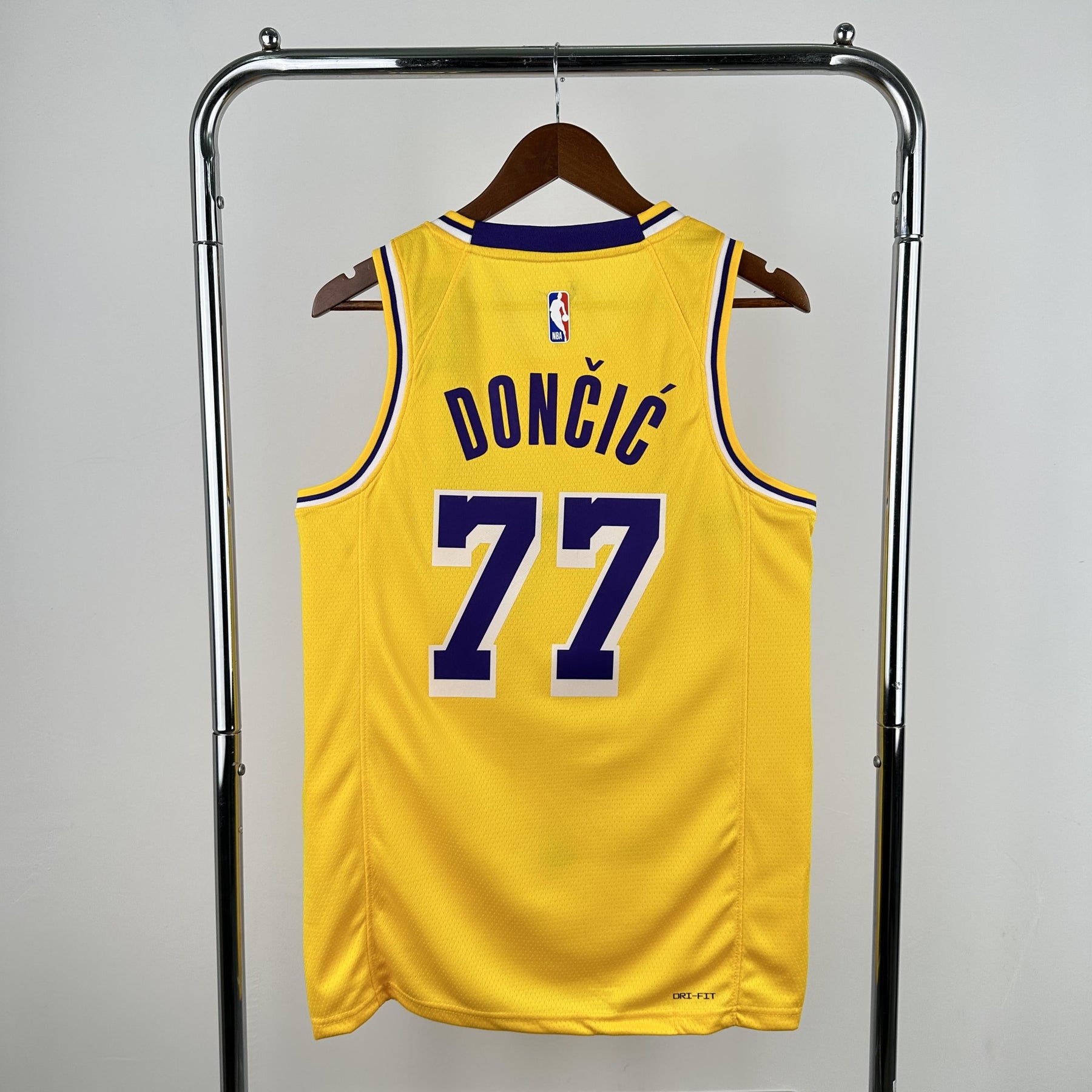 Camisa NBA Los Angeles Lakers Icon Edition Luka Dončić