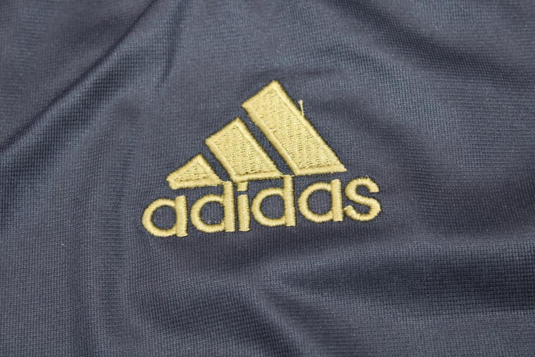 Camisa Liverpool Manga Longa 09/10 - Versão Retrô "Gerrard" Nº 8